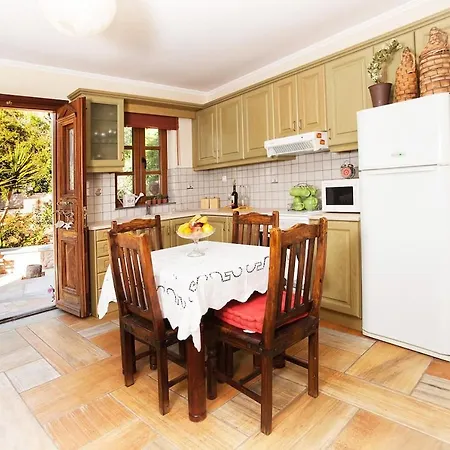 Apartman Tree Garden Panormos (Kalymnos)